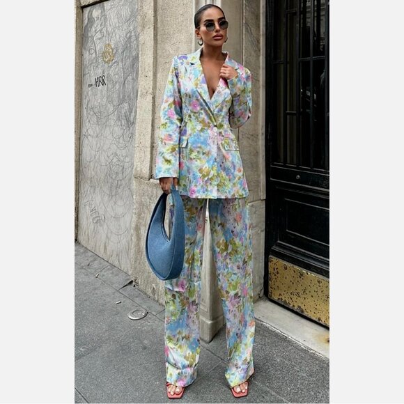 Zara Floral Printed Satin Trousers - Picture 10 of 12